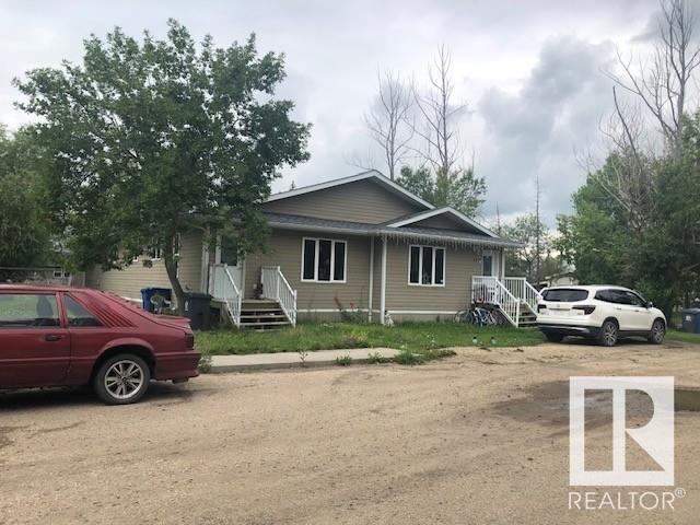 327 7 Avenue East #37, Three Hills, AB T0M 2A0