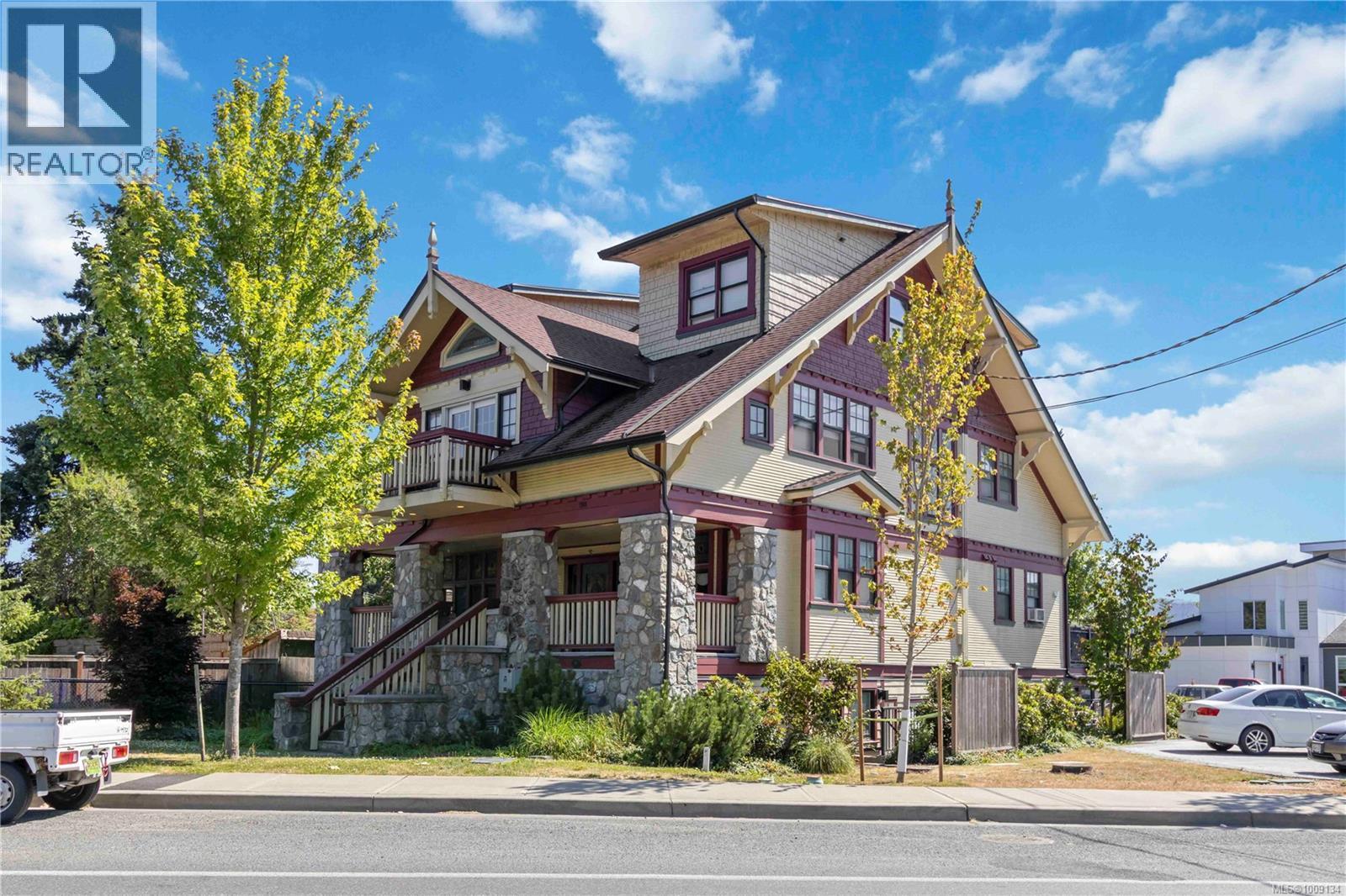 1181 Stellys Cross Rd, Central Saanich, BC V8M 1H4