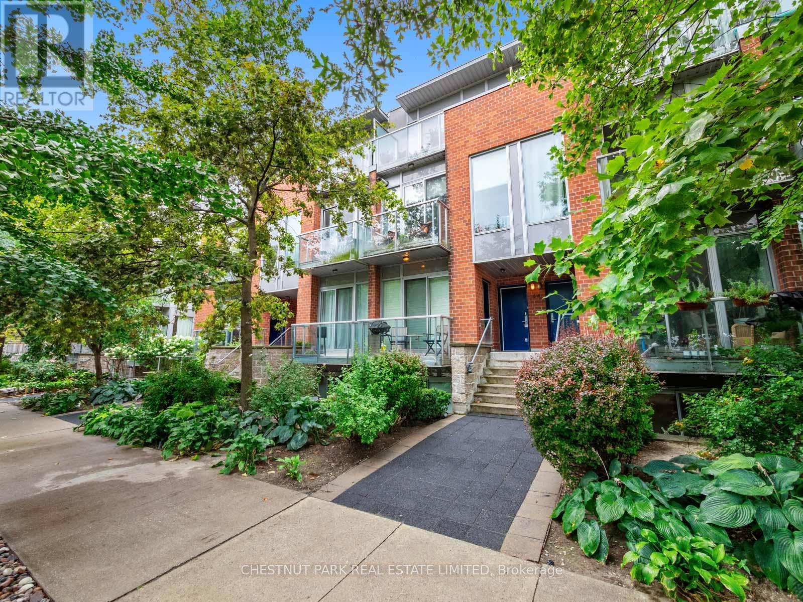 3 46 Boston Ave, Toronto, ON M4M 2T9