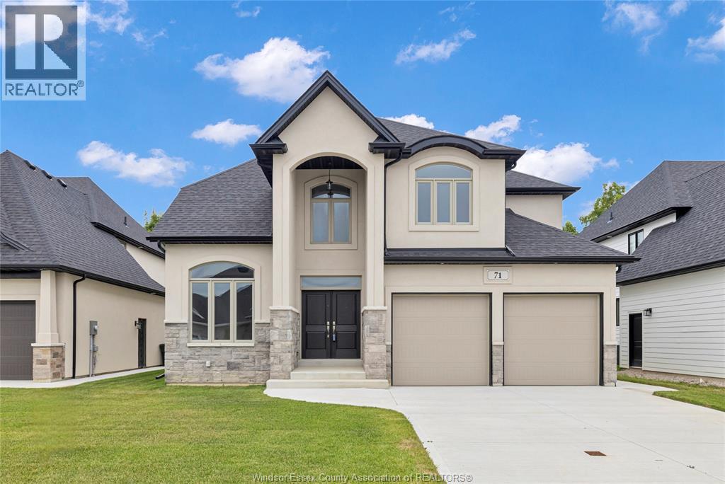 71 Redwood, Kingsville, ON N0R 1B0