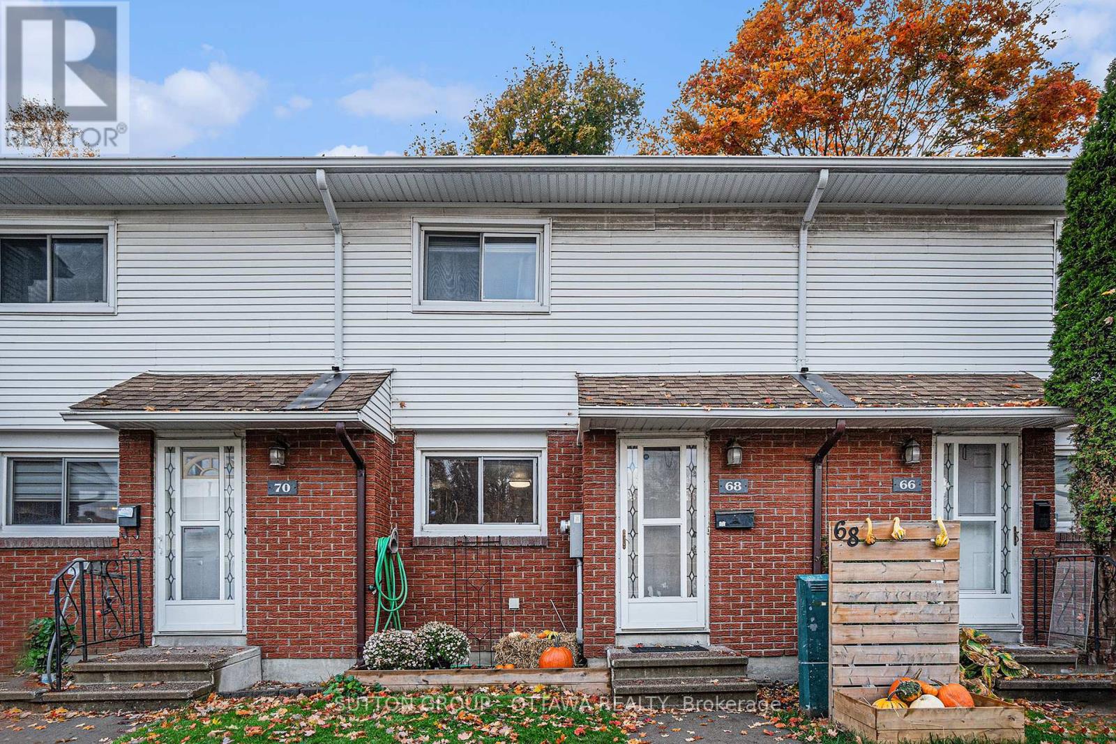 68 1045 Morrison Dr, Ottawa, ON K2H 7L2