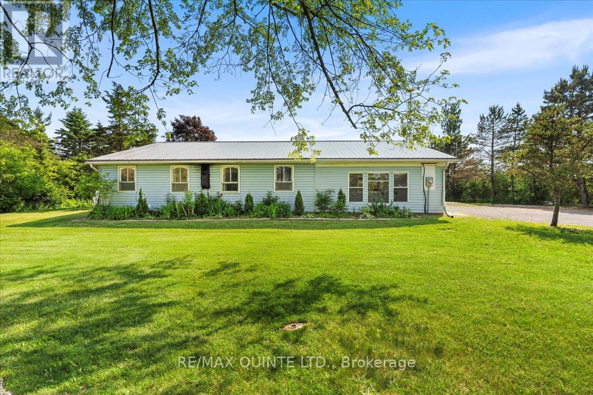20 County Road 17, Prince Edward County Hallowell Ward, ON K0K 2T0
