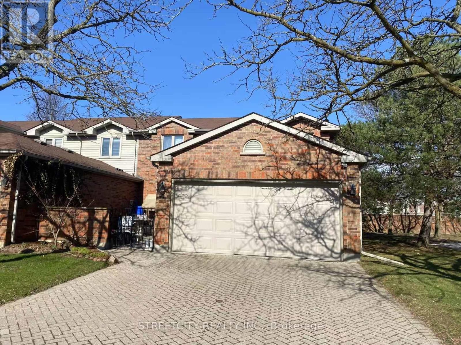 53 70 Sunnyside Dr, London, ON N5X 3W5