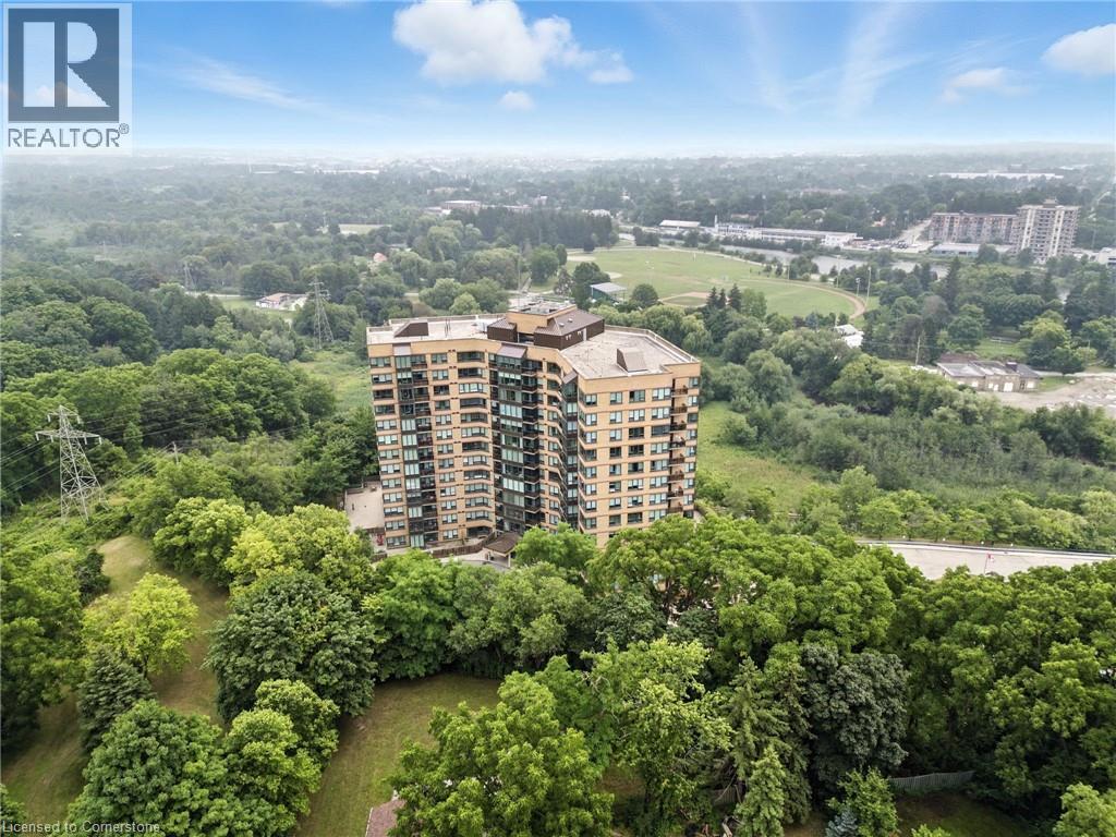 237 King Street W Unit 1104, Cambridge, ON N3H 5L2