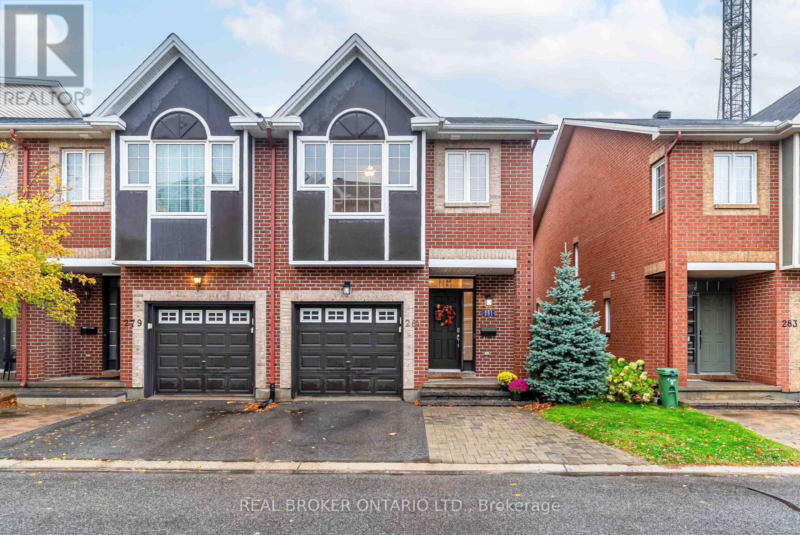 281 Freedom Private, Ottawa, ON K1G 6W3