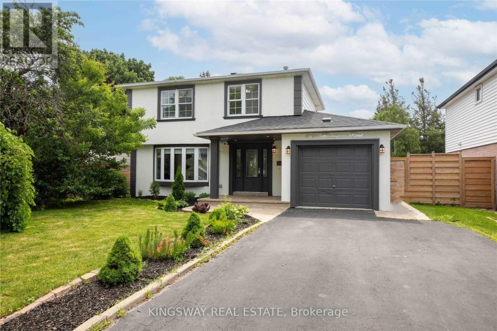 2594 Bromsgrove Rd, Mississauga, ON L5J 1M2