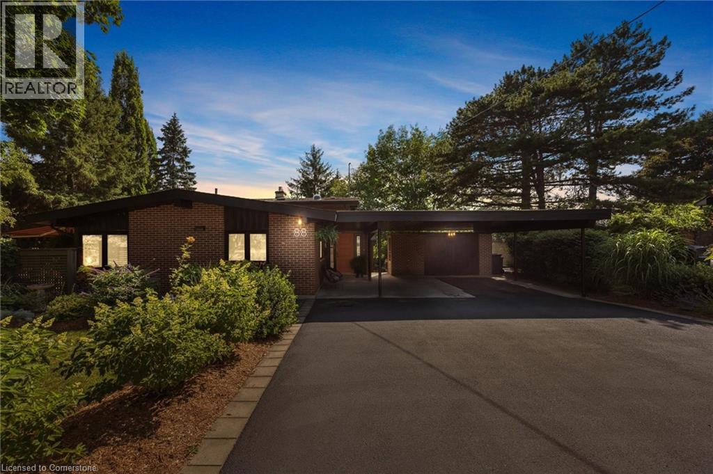 88 Callander Dr, Guelph, ON N1E 4H8