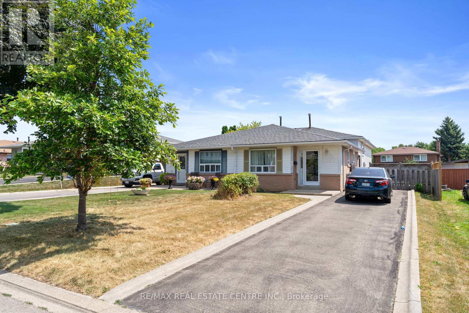 48 Marblehead Cres, Brampton, ON L6S 2V1