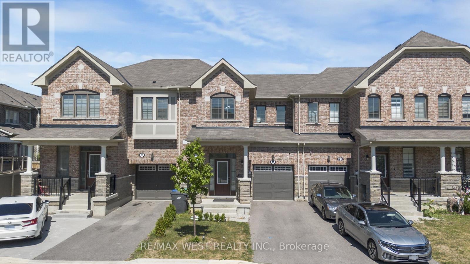 23 Circus Cres, Brampton, ON L7A 0H1