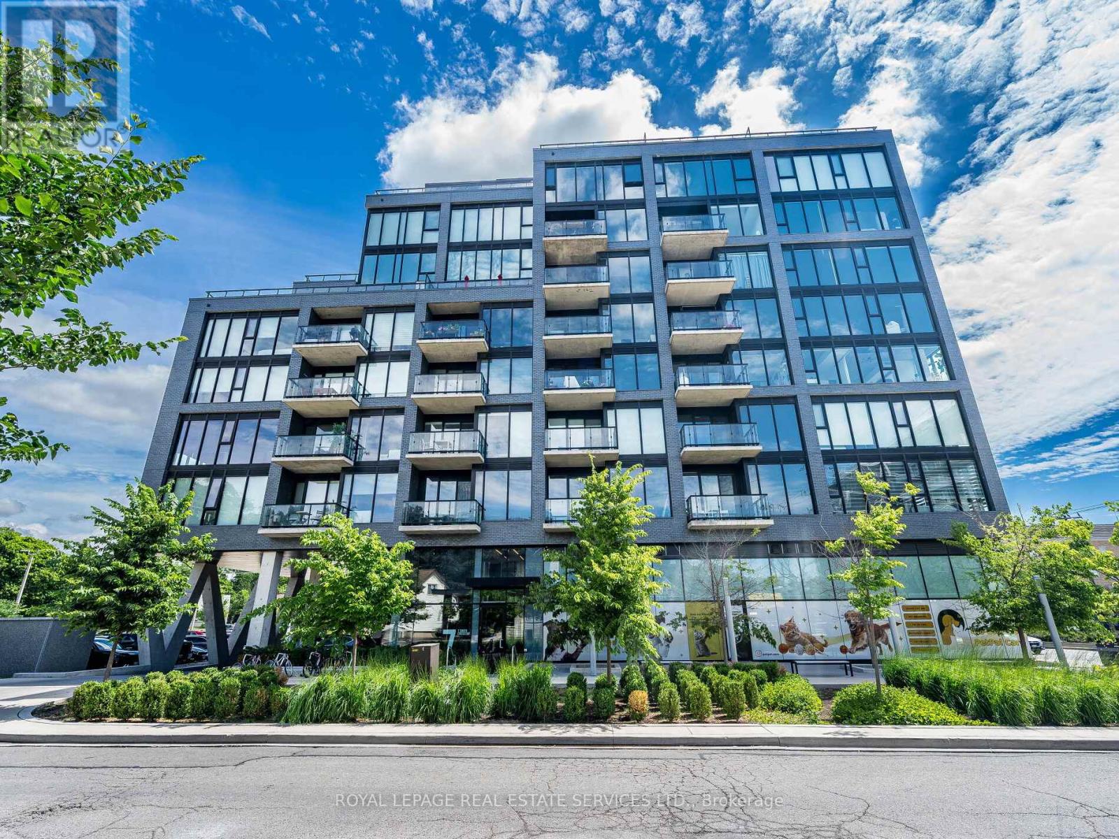 312 7 Smith Cres, Toronto Stonegate-queensway, ON M8Z 0Z3