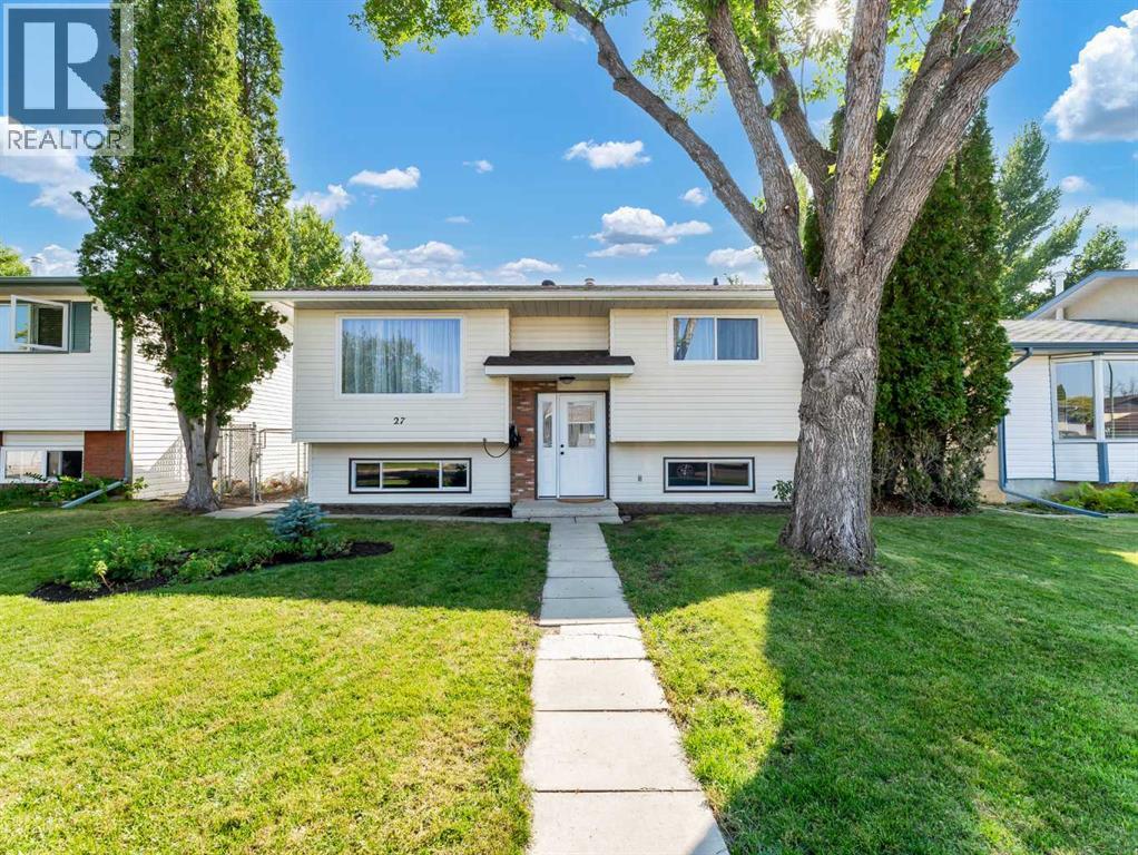 27 E Glen St SE, Medicine Hat, AB T1B 2Z8