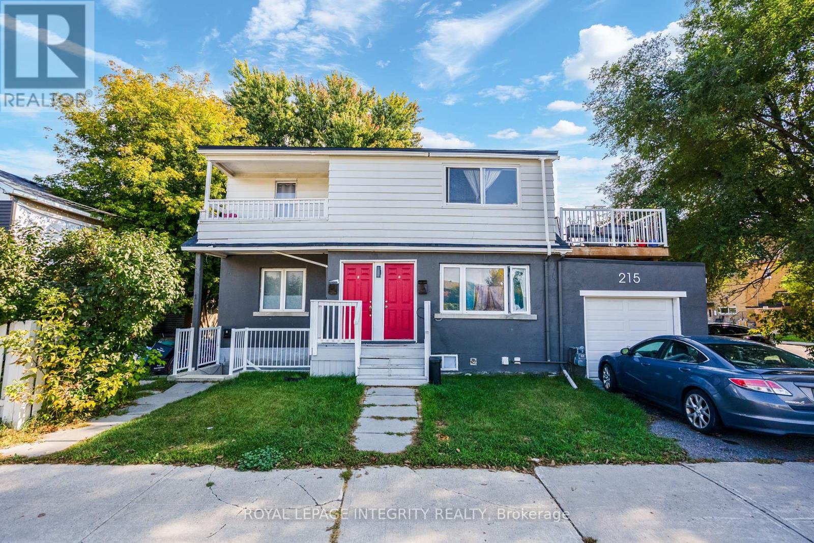 215 Baribeau St, Ottawa, ON K1L 7R5
