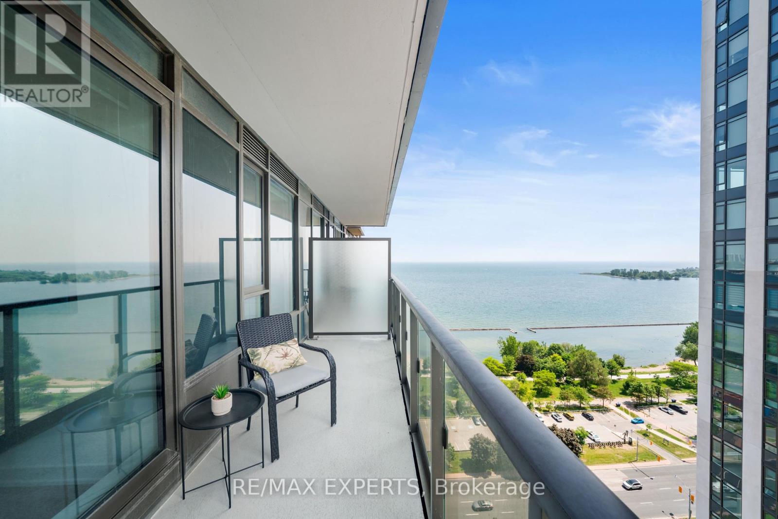 2512 1926 Lake Shore Blvd W, Toronto, ON M6S 0B1
