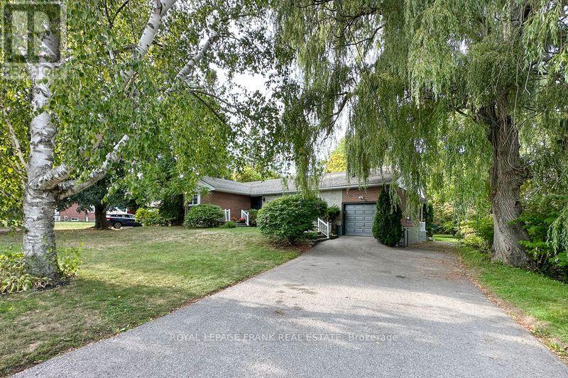 5 Acadia Dr, Cobourg, ON K9A 1T8