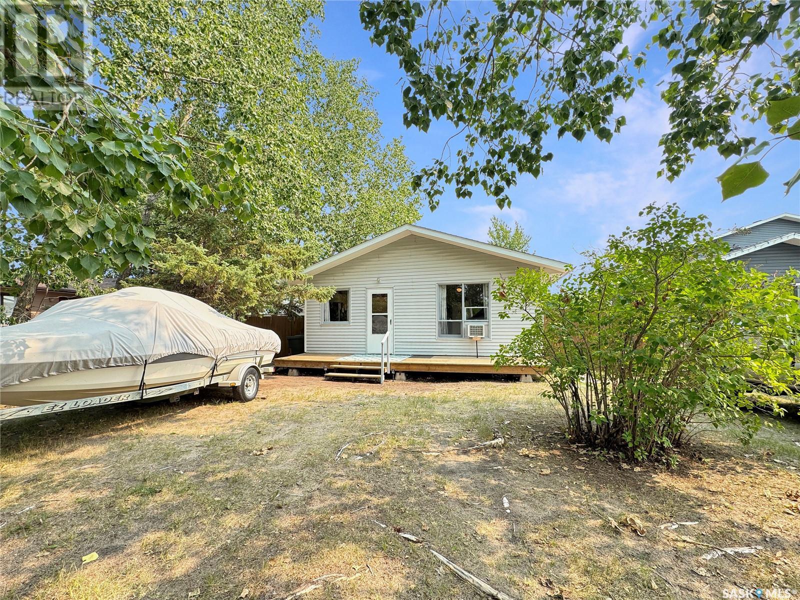 9132 Donald Cres, Cochin, SK S0M 0L0