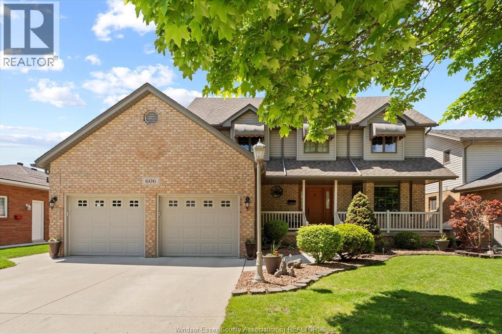 606 Pine Ridge Ave, Amherstburg, ON N9V 3W3