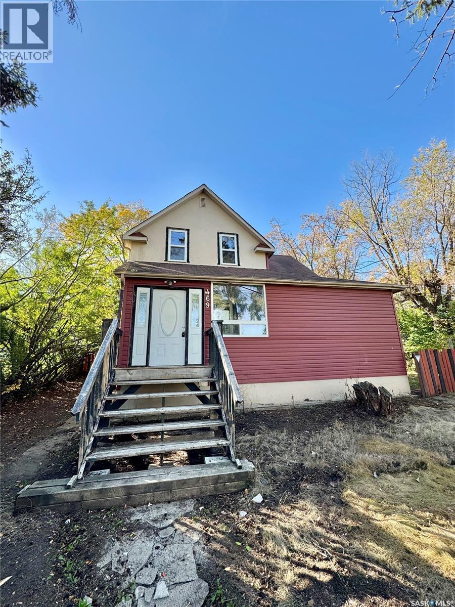 469 19 Street East, Prince Albert, SK S6V 1K3