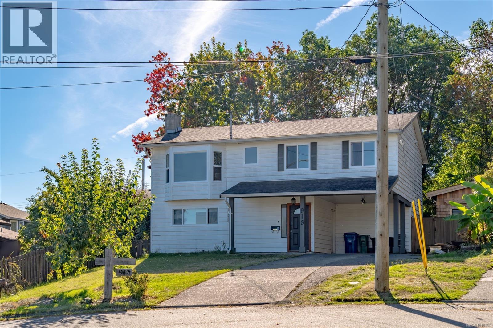 913 Spring Pl, Nanaimo, BC V9R 6C3