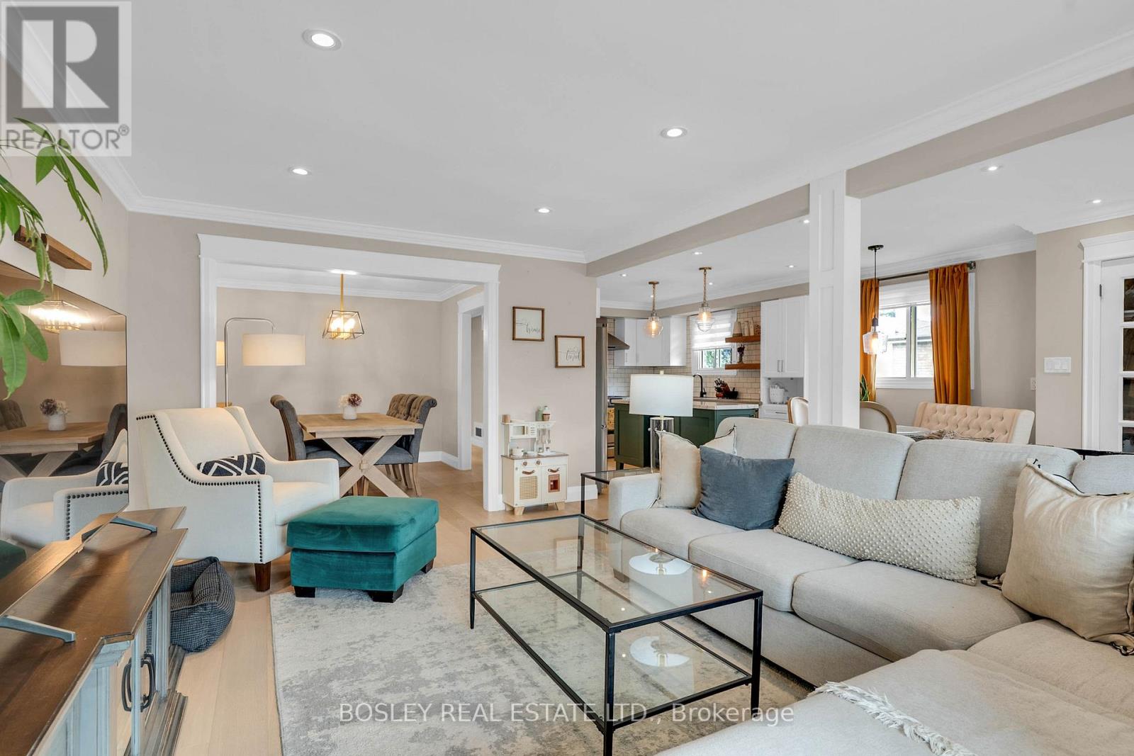 409 Colborne St, Bradford West Gwillimbury, ON L3Z 2E5