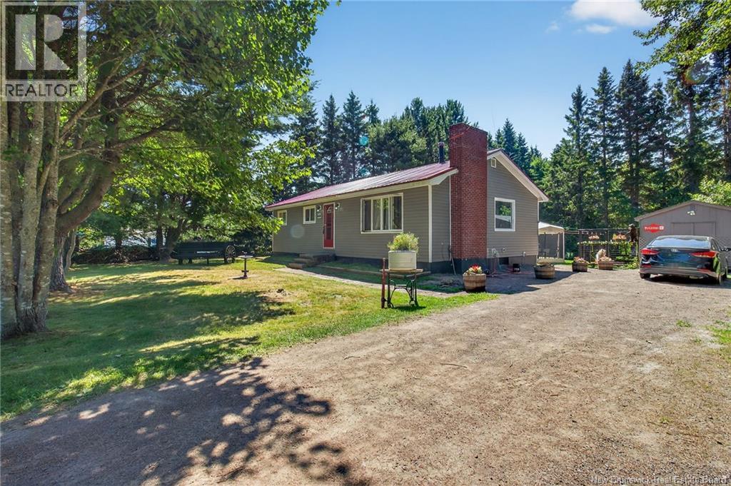 244 Fairfield Rd, Sackville, NB E4L 2Y1