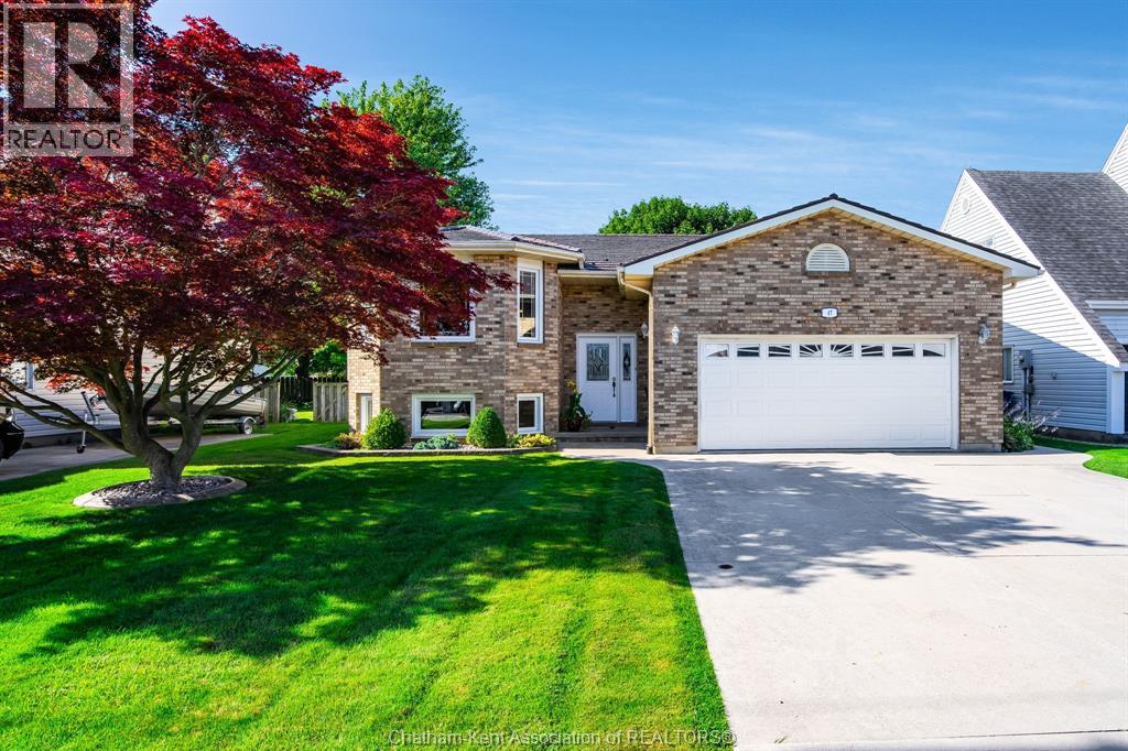 47 Mckee Rd, Wallaceburg, ON N8A 4P9