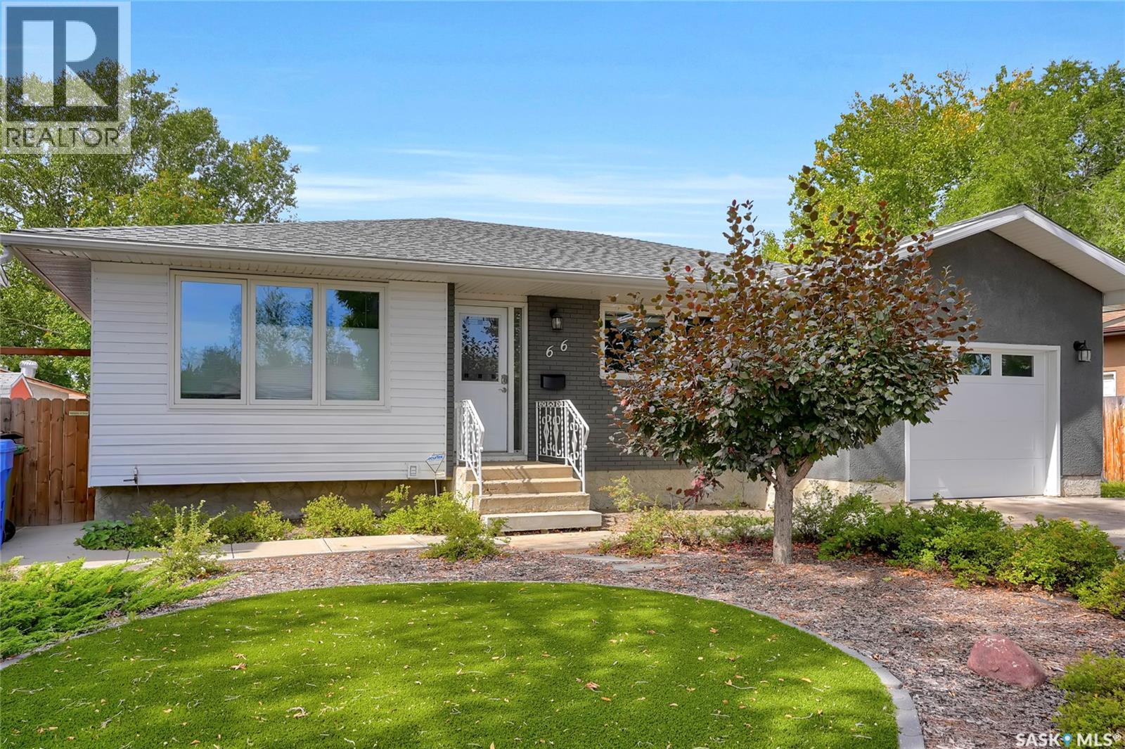 66 Kennedy Cres, Regina, SK S4R 6G4