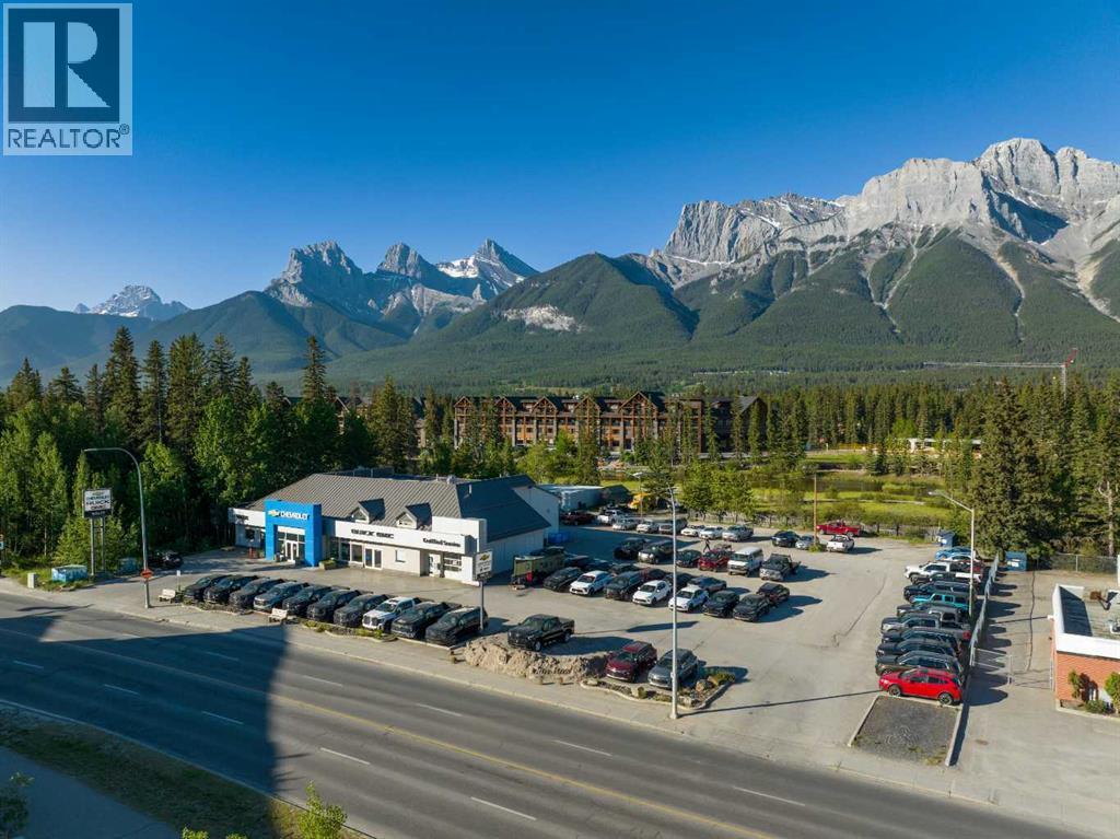 707 Railway Ave, Canmore, AB T1W 1P2