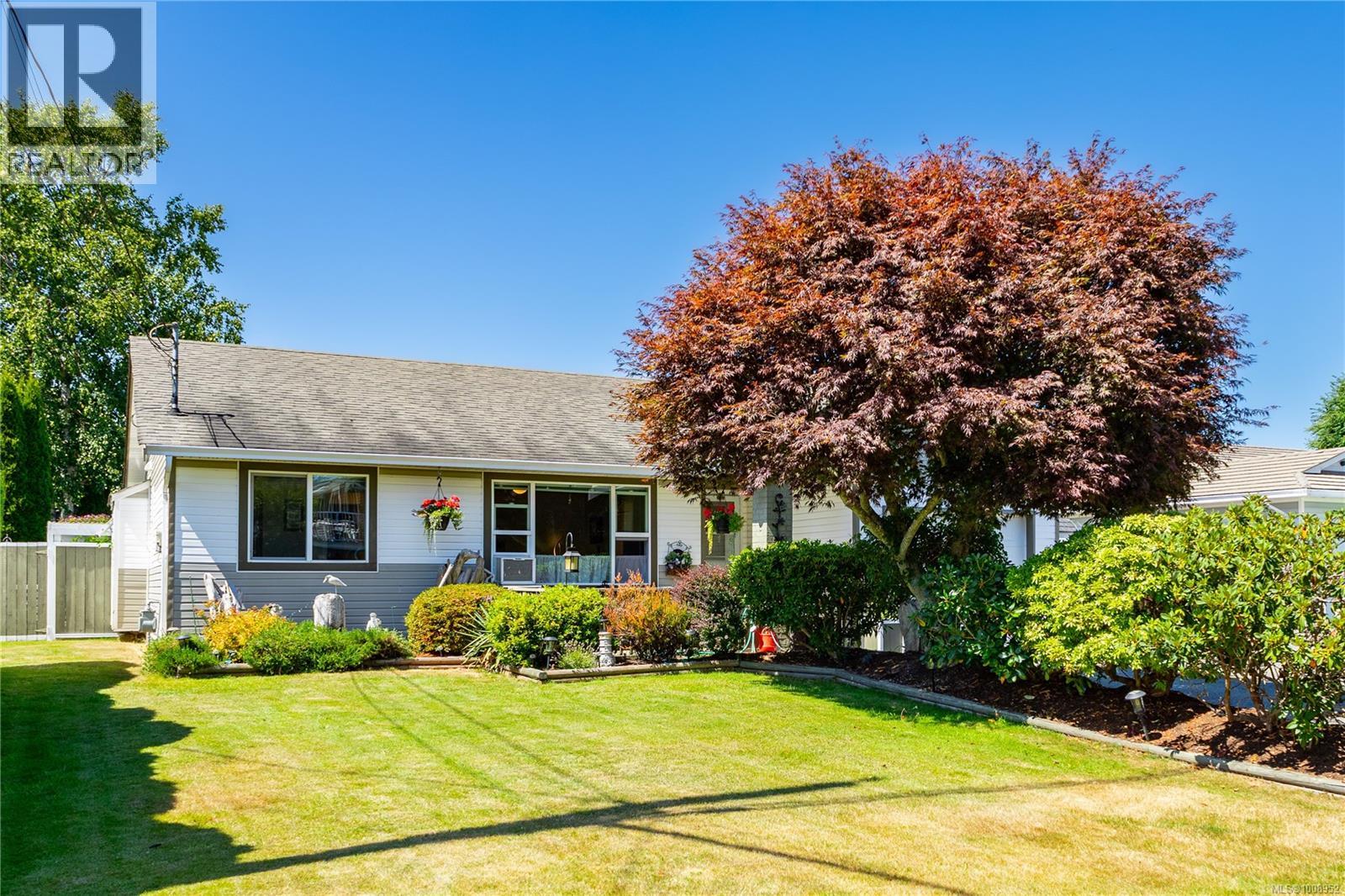 2726 Fairmile Rd, Campbell River, BC V9W 7L6