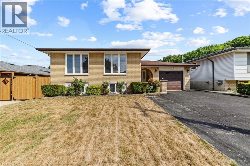 50 Green Rd, Hamilton, ON L8G 3A1