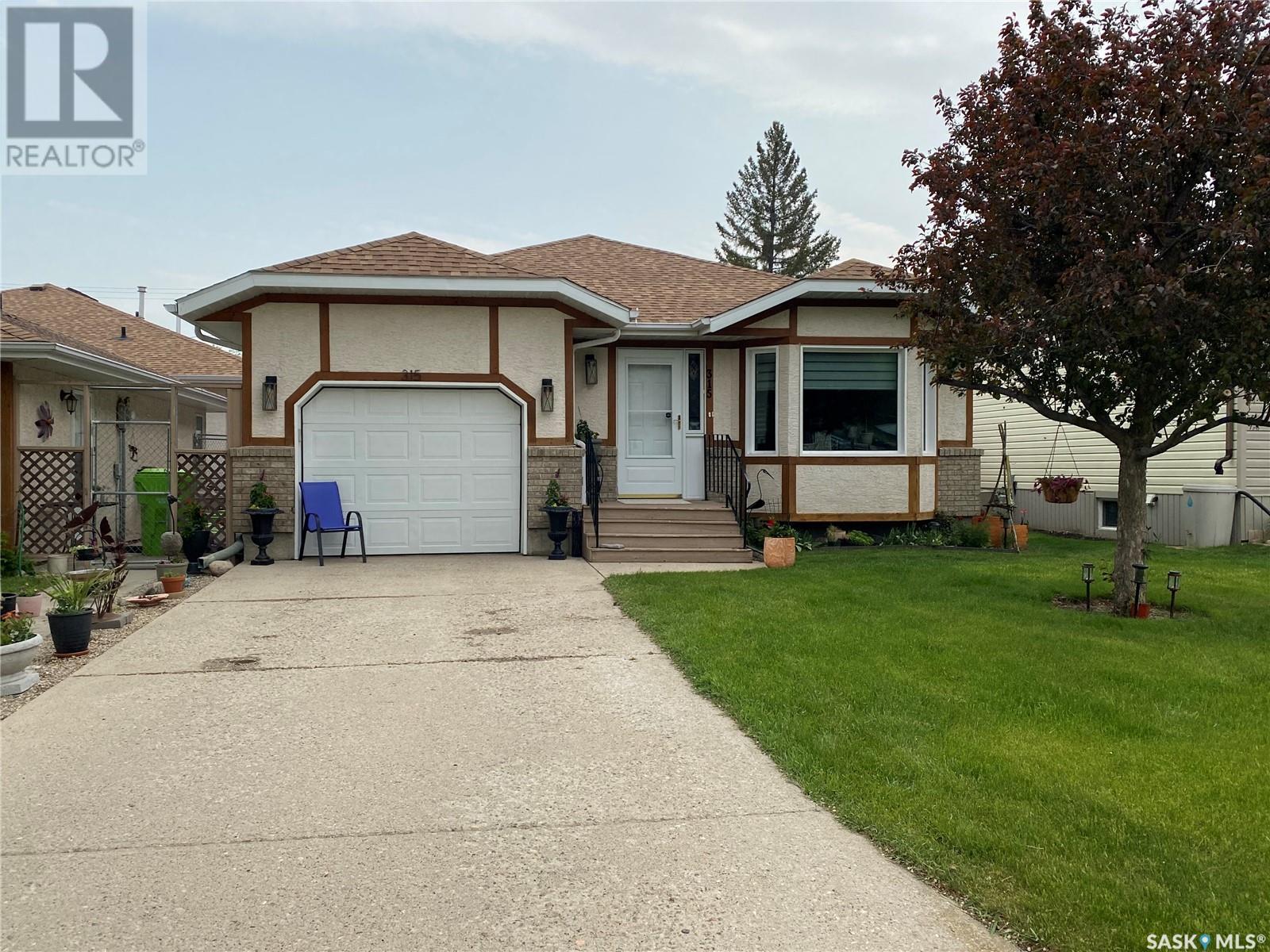 315 Hudson Ave, Fort Qu'Appelle, SK S0G 1S0