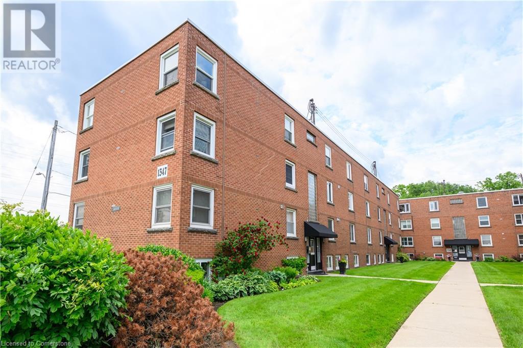 1347 Lakeshore Road Unit 24, Burlington, ON L7S 1B1