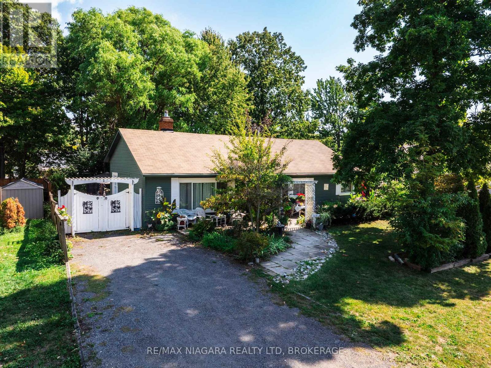 600 Lakeview Rd, Fort Erie, ON L2A 4W7