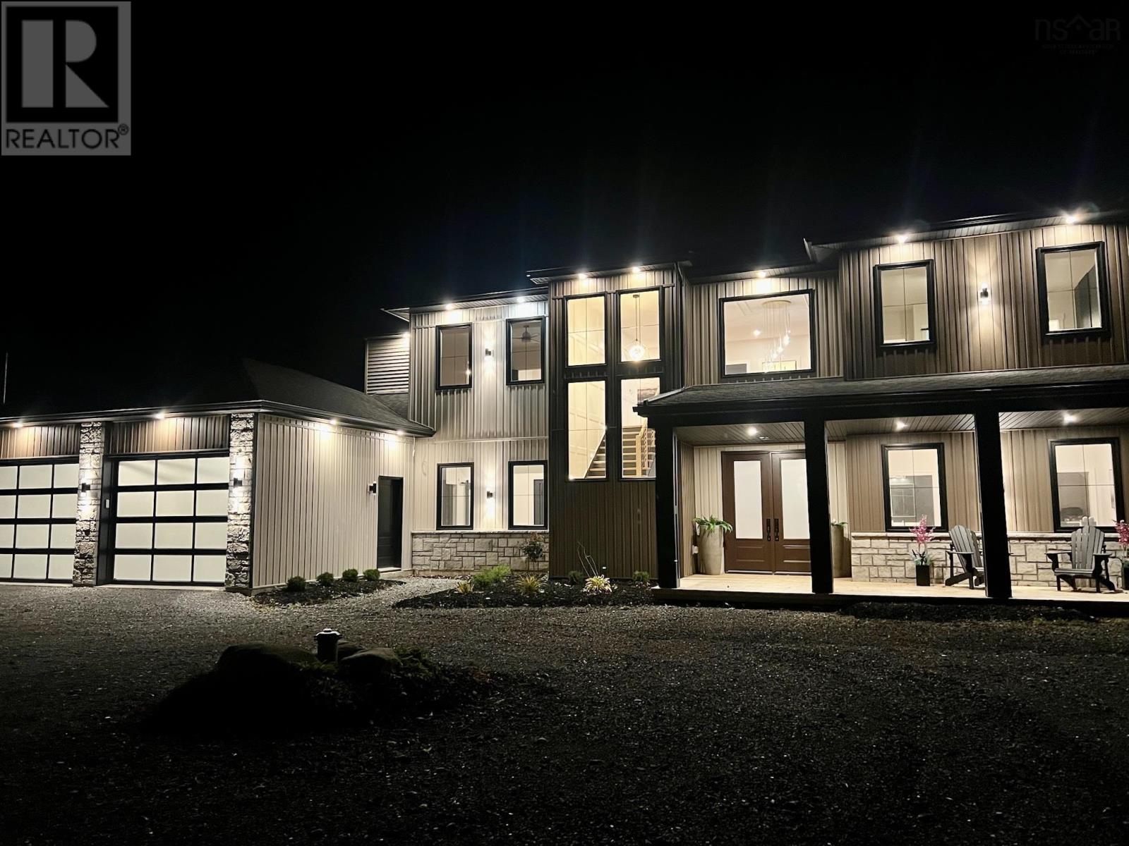 39 Nightshade Ln, Middle Sackville, NS B4E 0T4