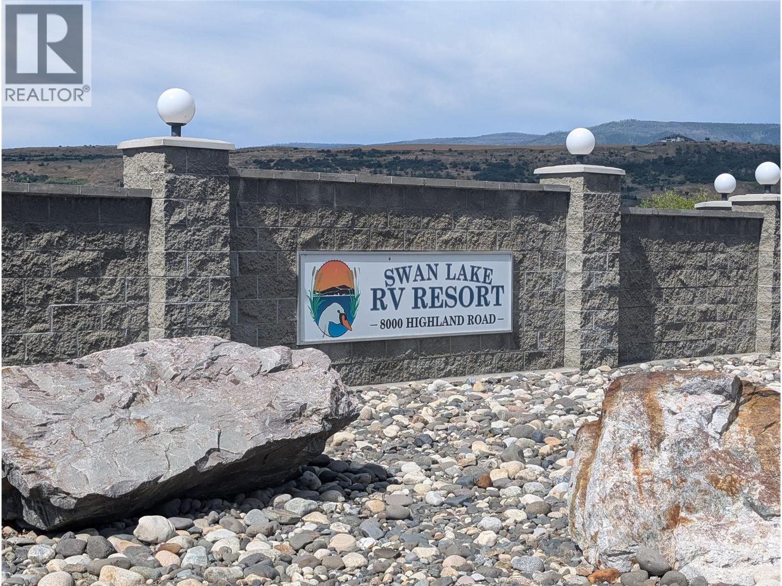 8000 Highland Road Unit 16, Vernon, BC V1B 3W5