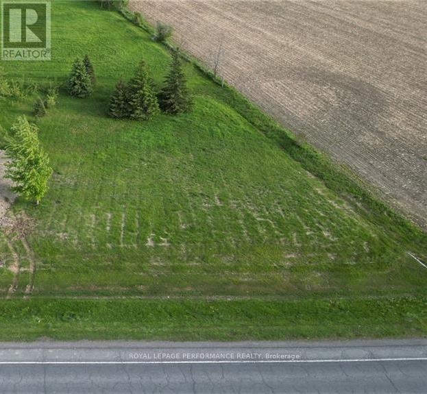 17 Stormont, Dundas, And Glengarry County Road 43, North Stormont, ON K0C 1K0