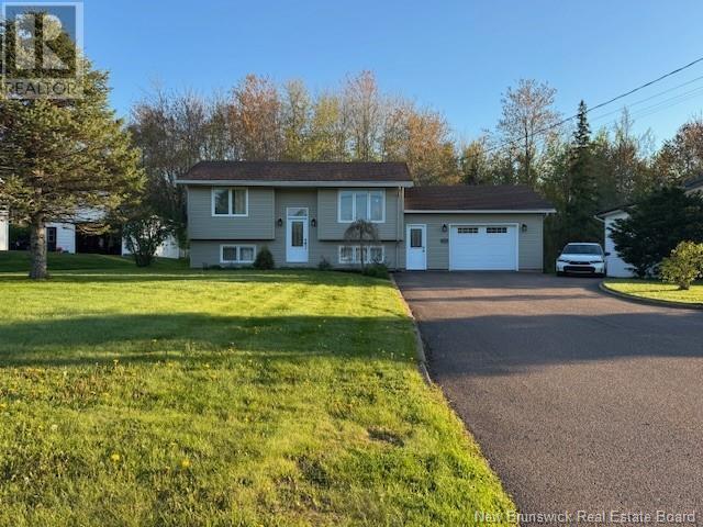 2507 Amirault St, Dieppe, NB E1A 7K7