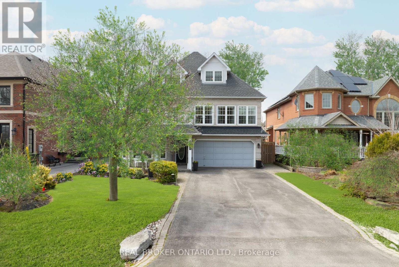 470 Poplar Ave, Ajax, ON L1S 1E8