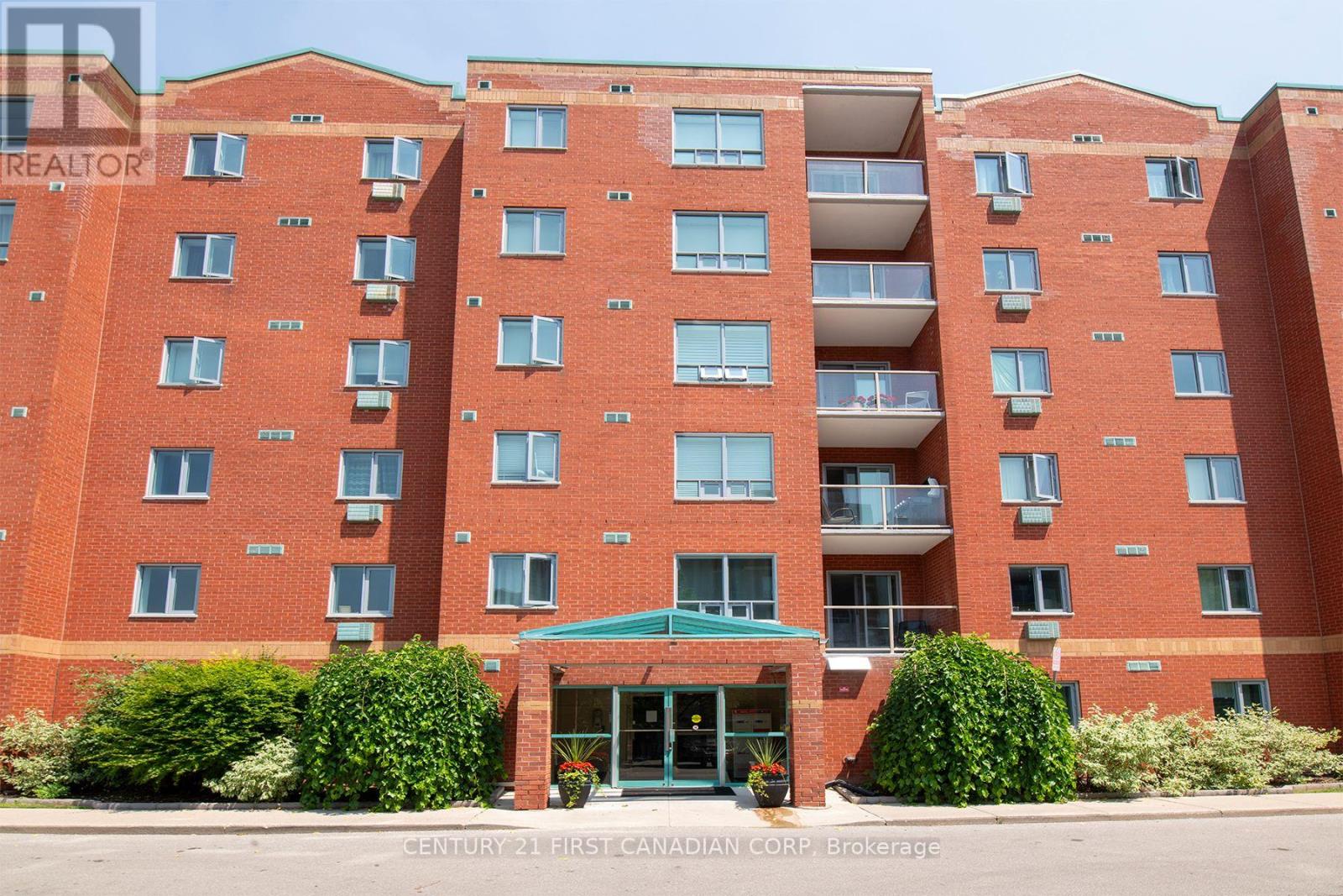 405 77 Baseline Rd, London, ON N6J 1V5