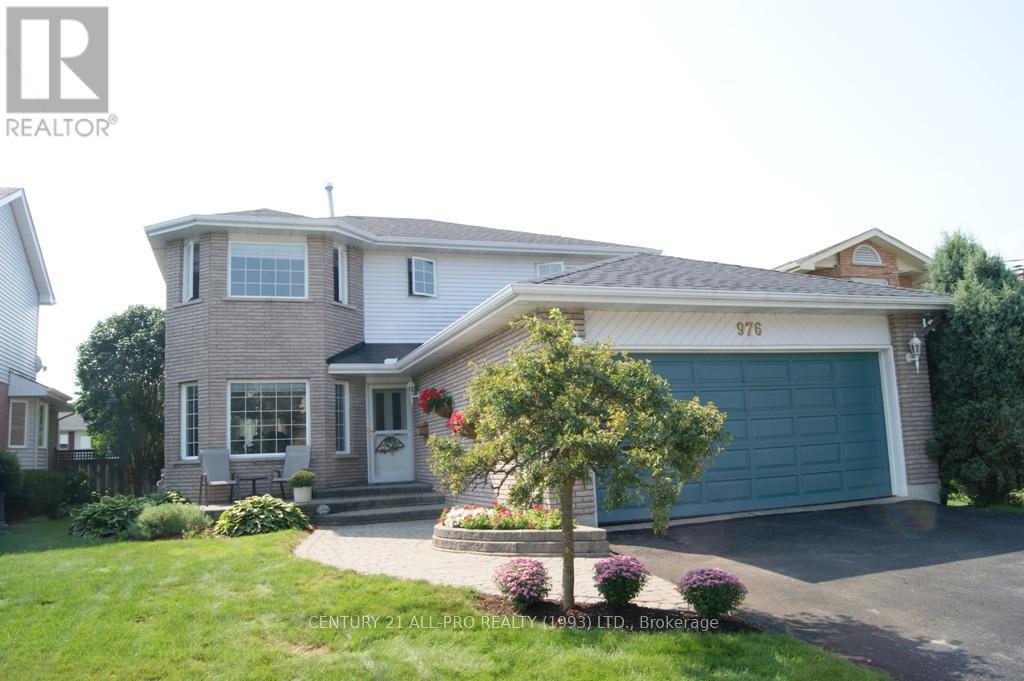 976 Glenhare St, Cobourg, ON K9A 5G4