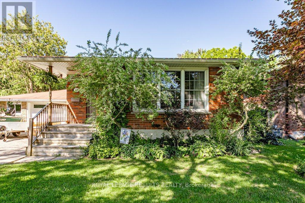 160 Fourth Ave, Aylmer, ON N5H 2L3