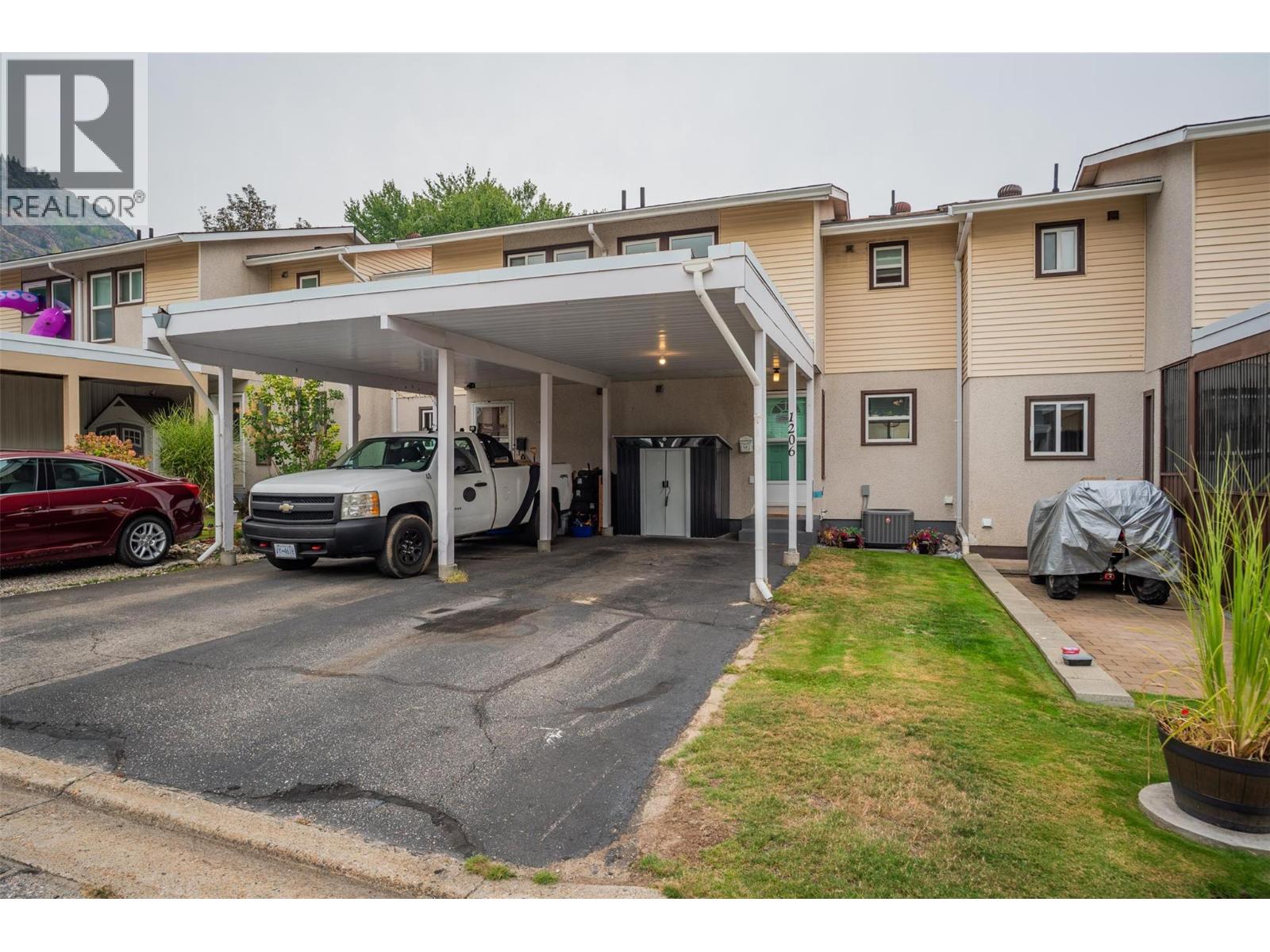 1206 Primrose St, Trail, BC V1R 4M7