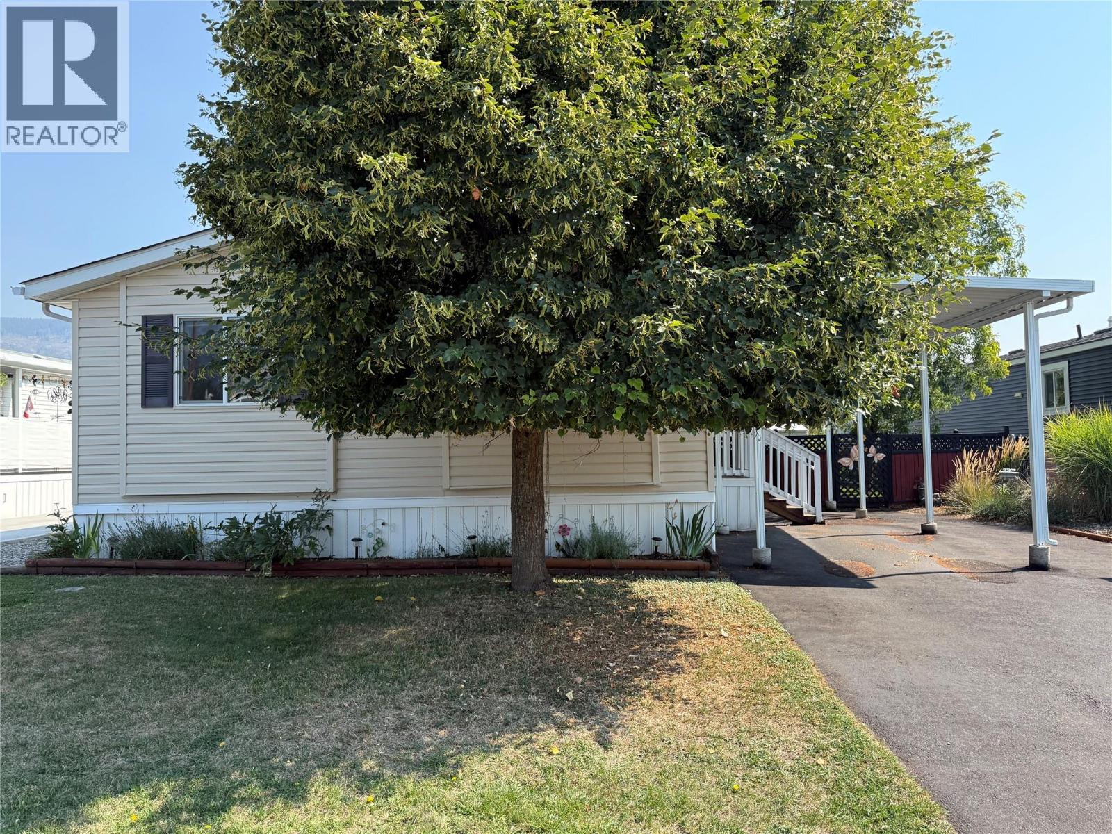 7225 Boundary Drive Unit 34, Grand Forks, BC V0H 1H0