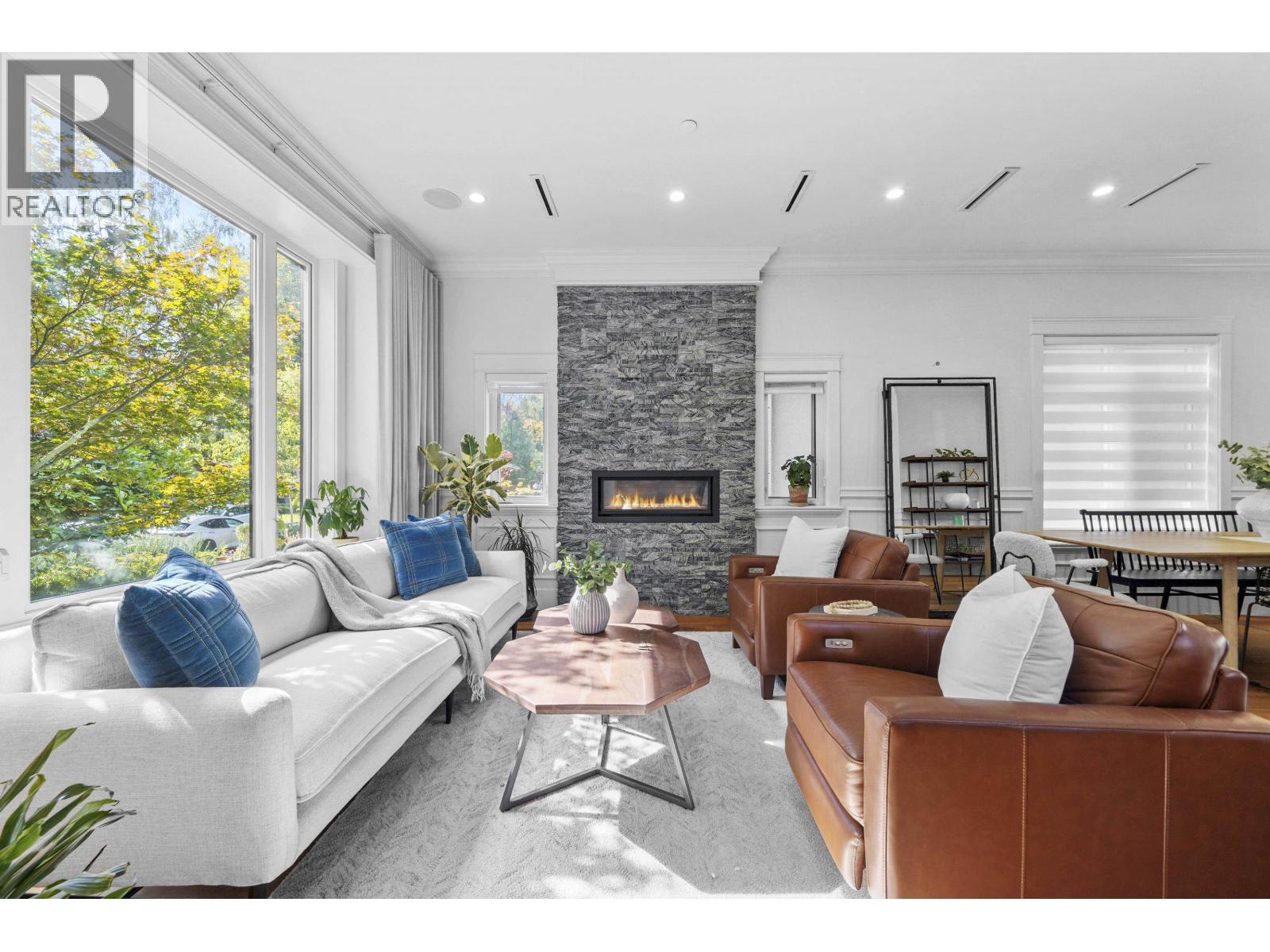 3339 W 27th Ave, Vancouver, BC V6S 1P5