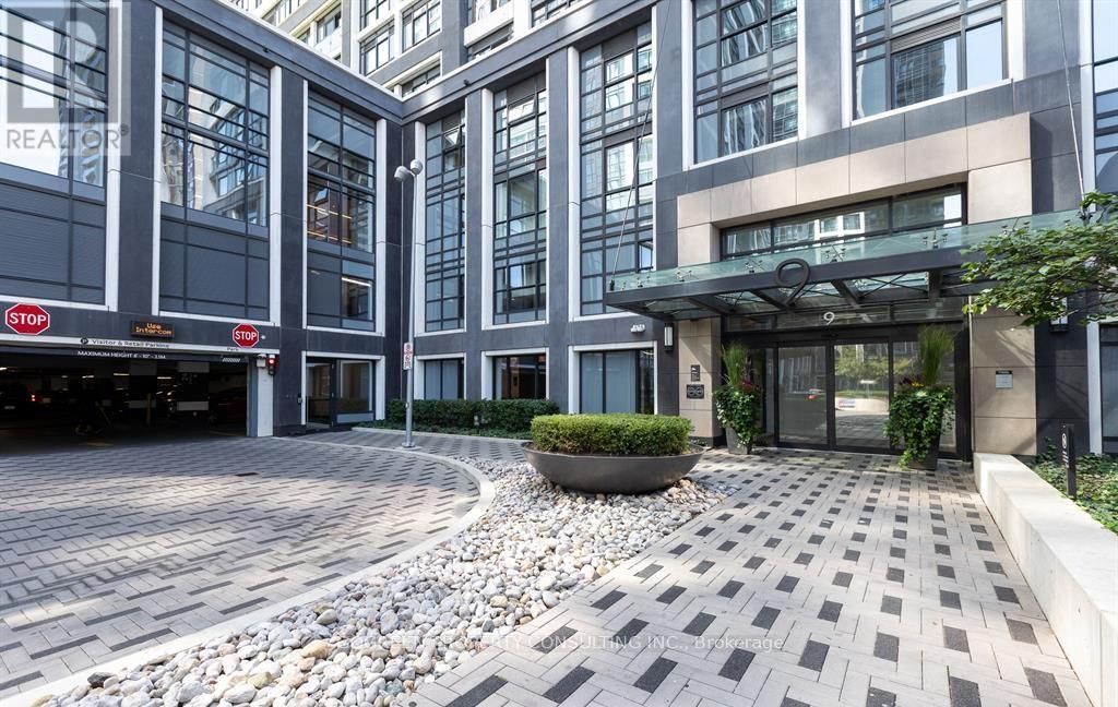 3316 9 Mabelle Ave, Toronto, ON M9A 0E1