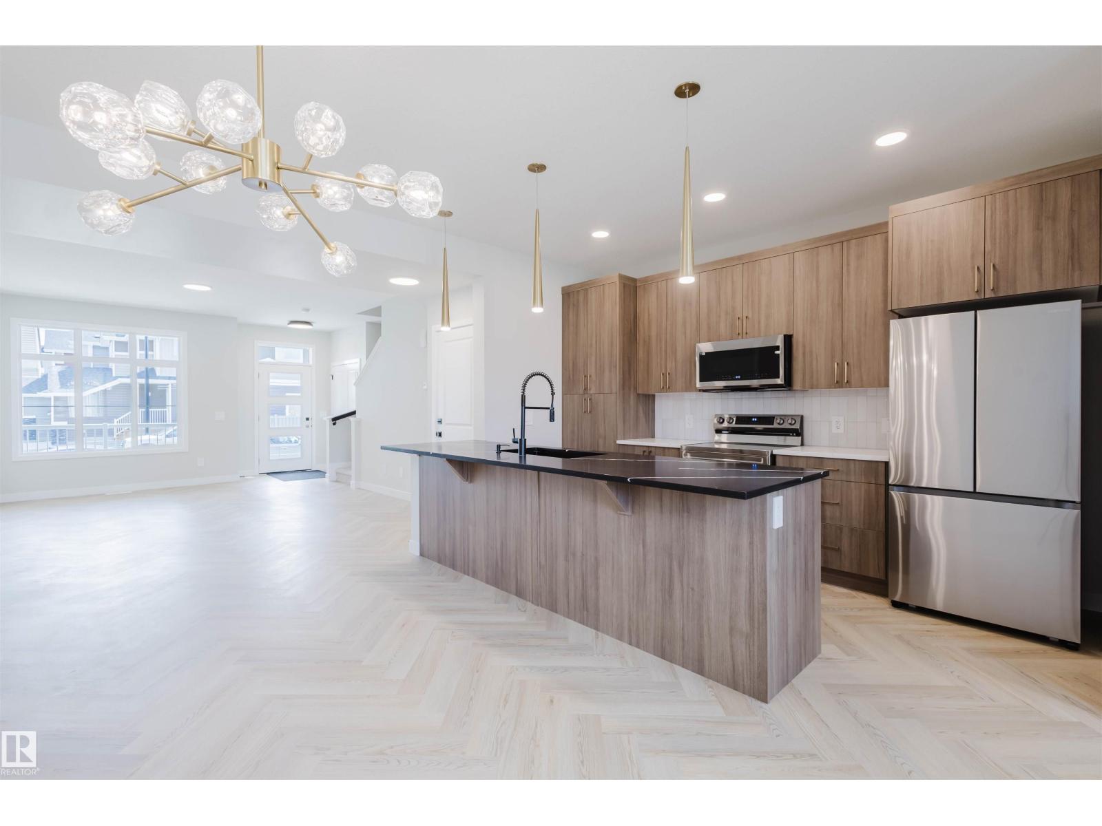 2146 Crossbill Ln NW, Edmonton, AB X0X 0X0