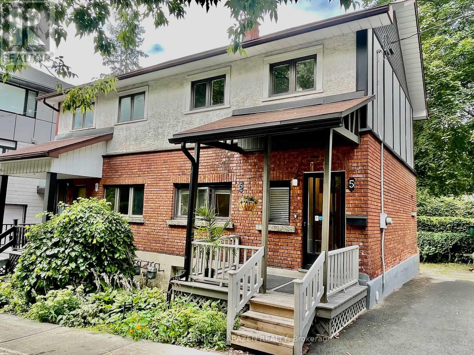 5 Edgar St, Ottawa, ON K1Y 3L4
