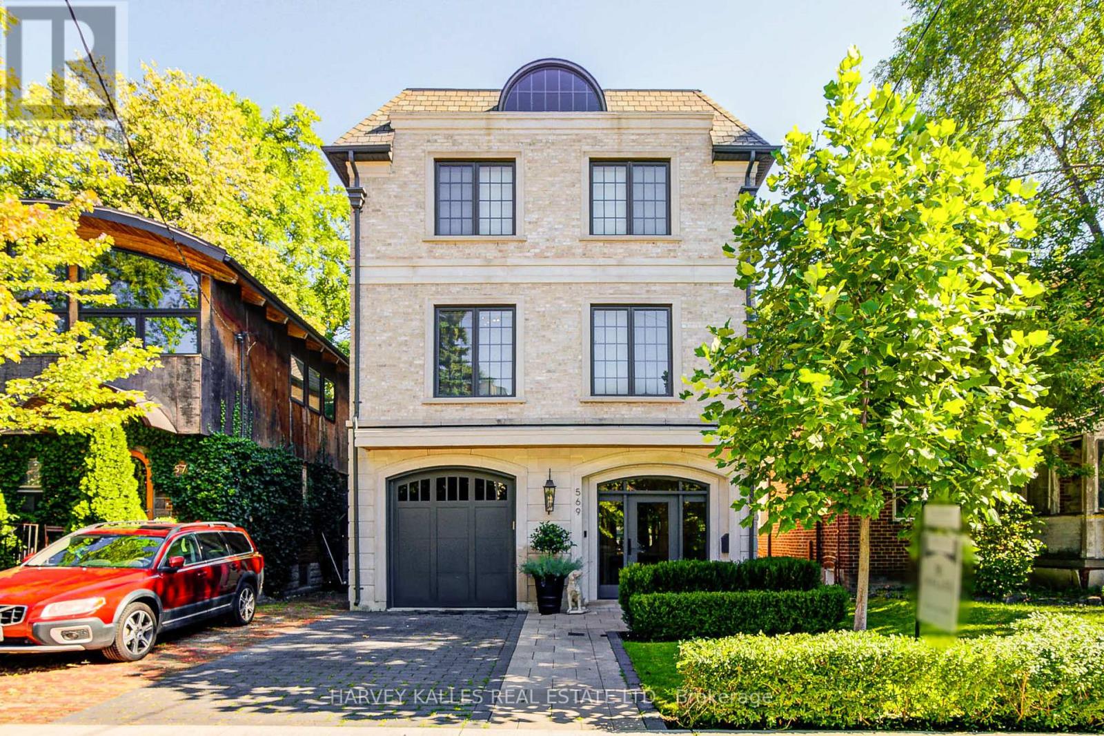 569 Arlington Ave, Toronto, ON M6C 3A6