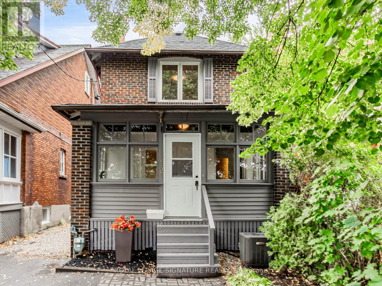 12 Cherrywood Ave, Toronto, ON M6C 2X2