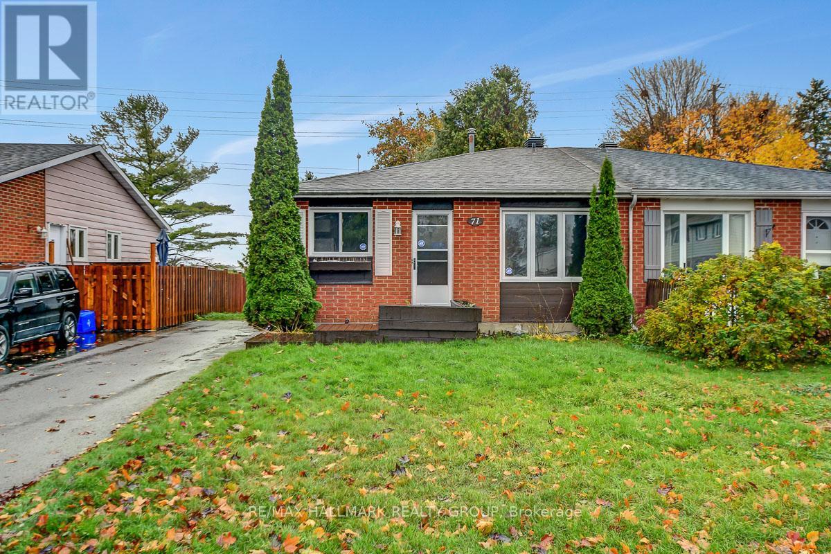 71 Morton Dr, Ottawa, ON K2L 1W9