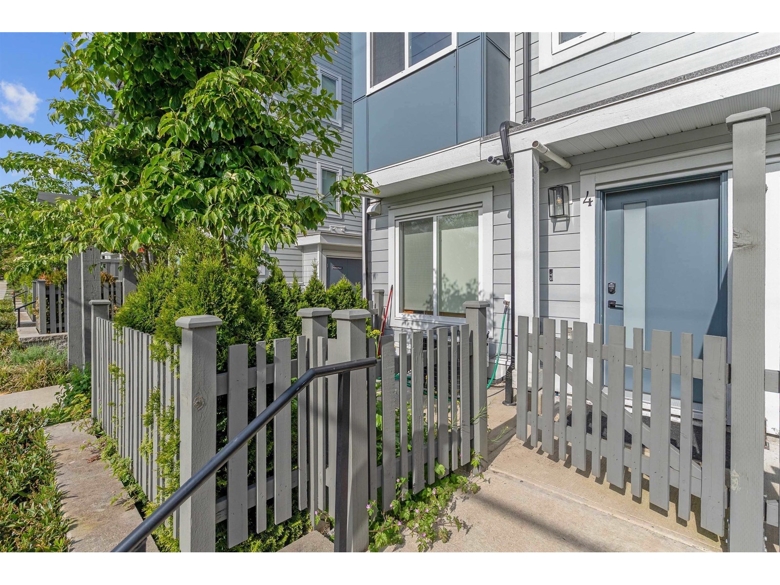7050 188 Street Unit 4, Surrey, BC V4N 3G6